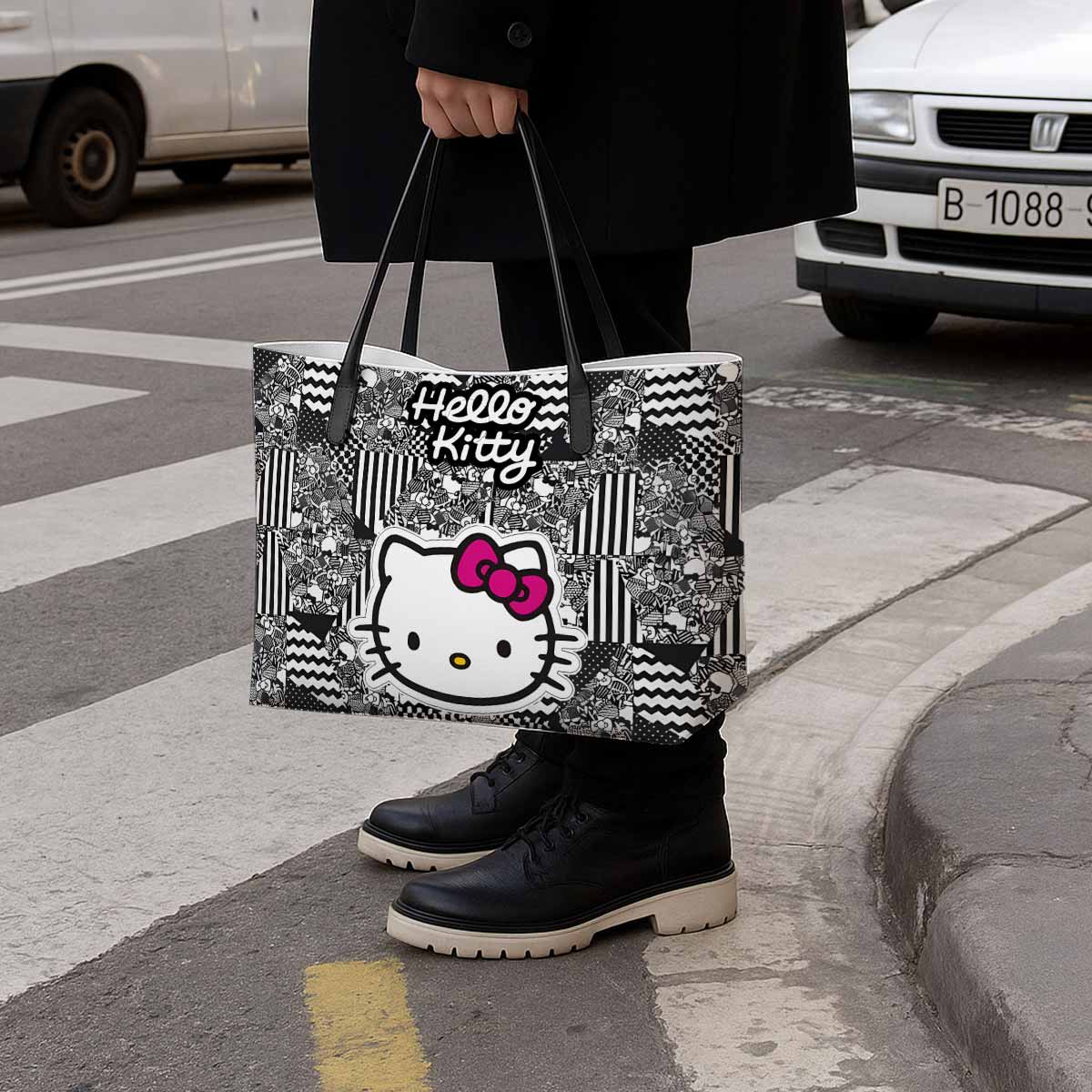 Sanario Hello Kitty Hand Bag and Mini Purse Set