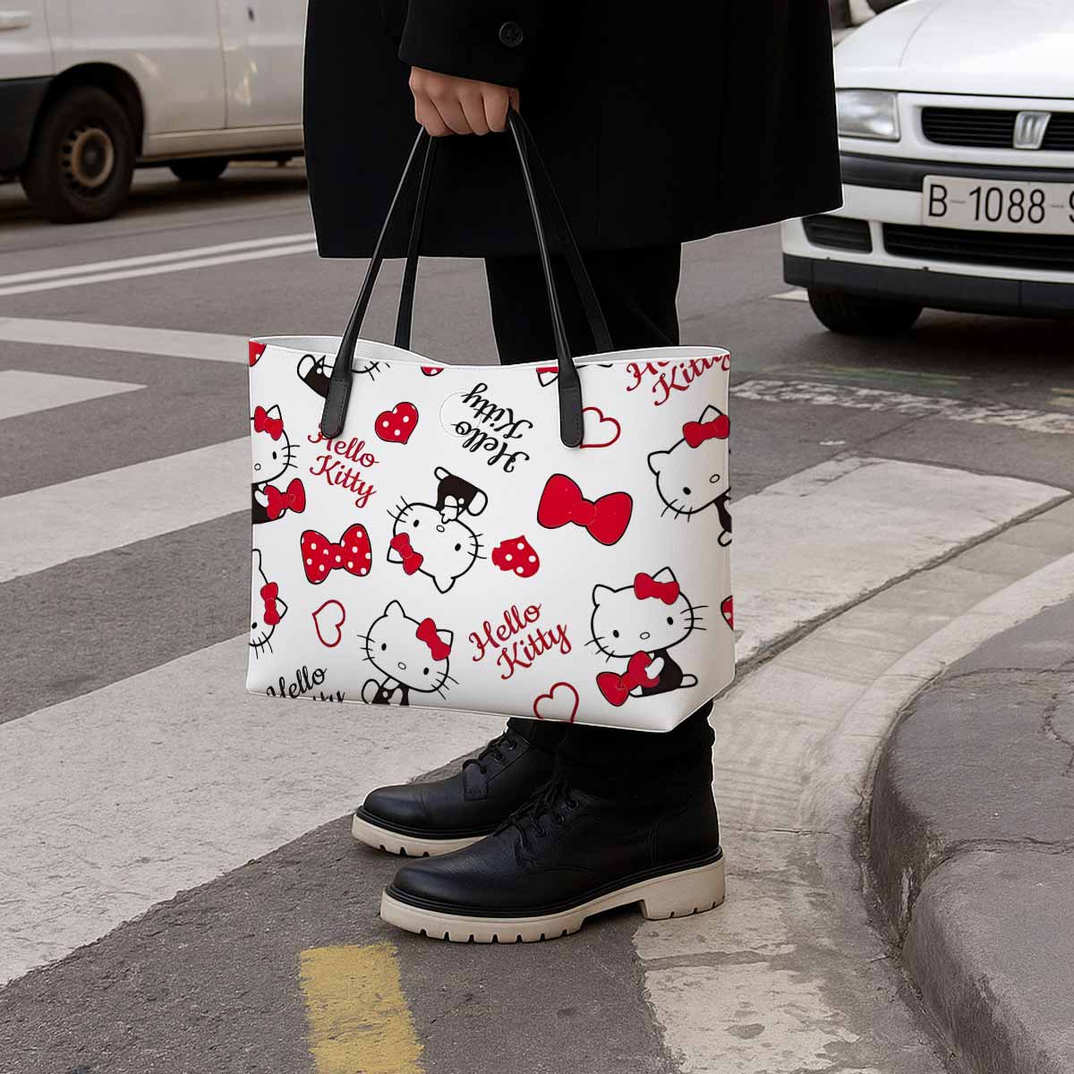 Hello Kitty Red Bow Hand Bag and Mini Purse Set